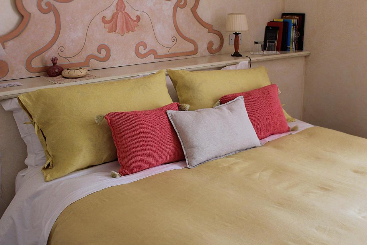 Dependance Royale Bed & Breakfast Caserta Exterior photo