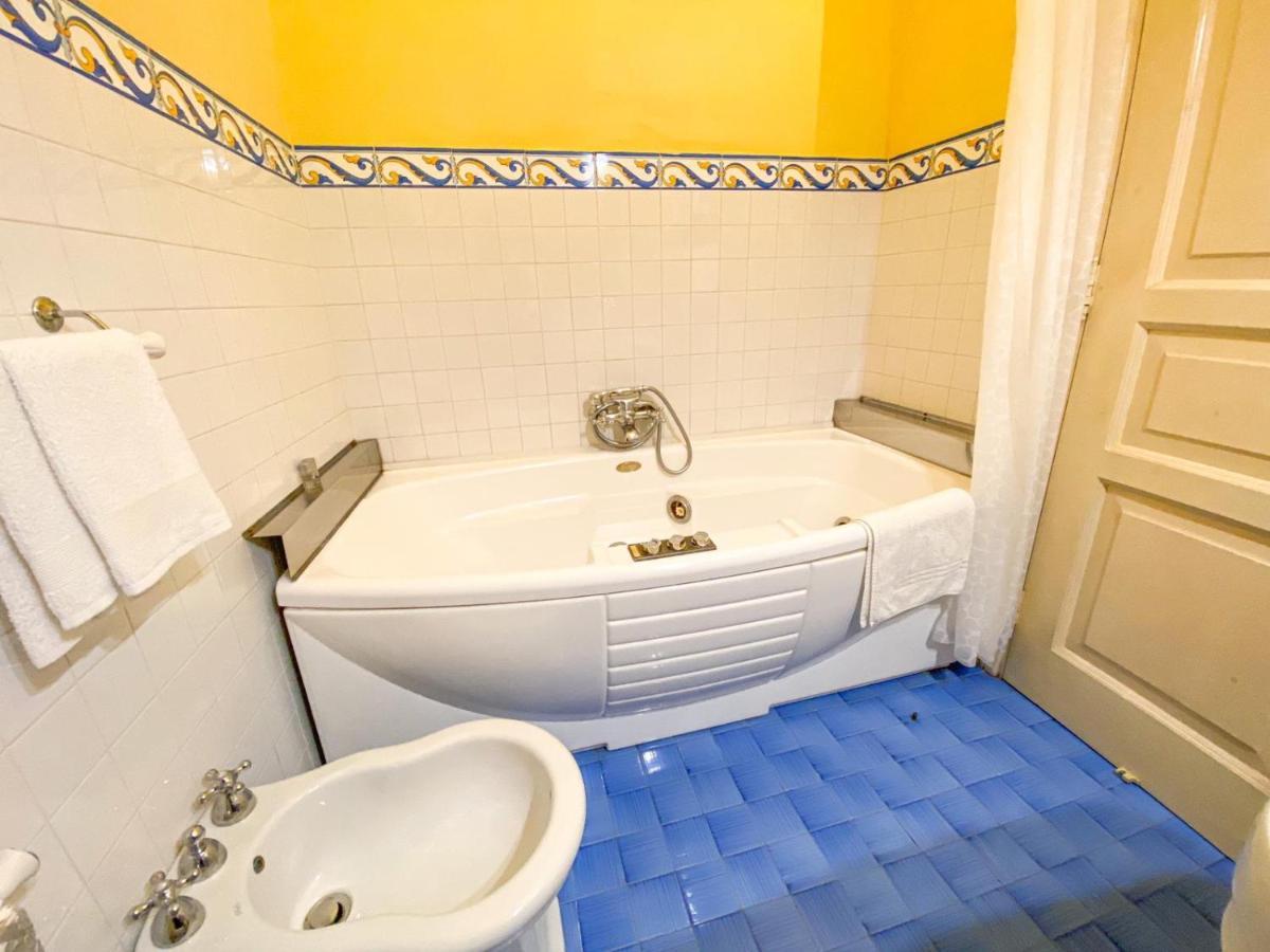 Dependance Royale Bed & Breakfast Caserta Exterior photo
