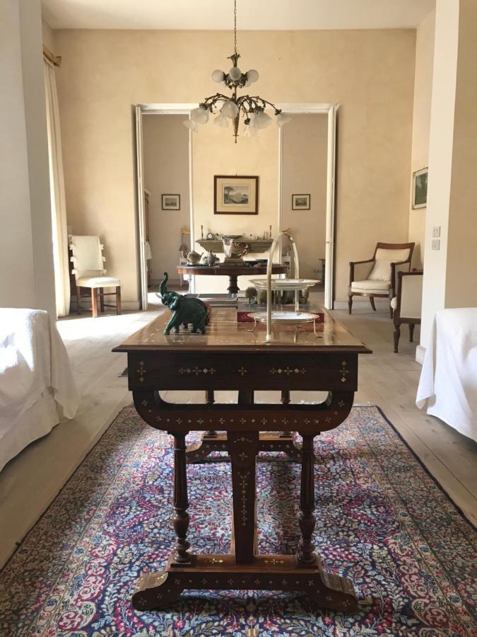 Dependance Royale Bed & Breakfast Caserta Exterior photo