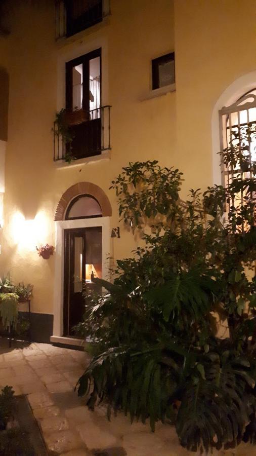 Dependance Royale Bed & Breakfast Caserta Exterior photo
