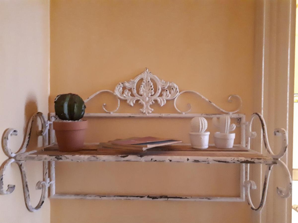 Dependance Royale Bed & Breakfast Caserta Exterior photo