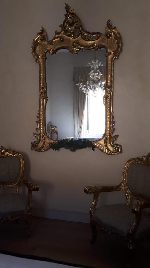 Dependance Royale Bed & Breakfast Caserta Exterior photo